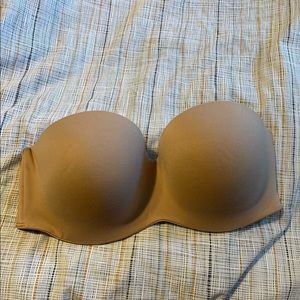 Victoria Secret Body by Victoria Strapless 36 DD